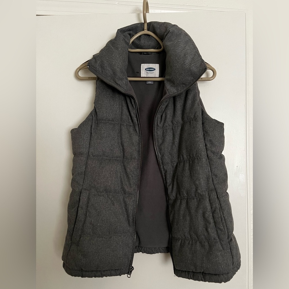 OLDNAVY Puffer Vest